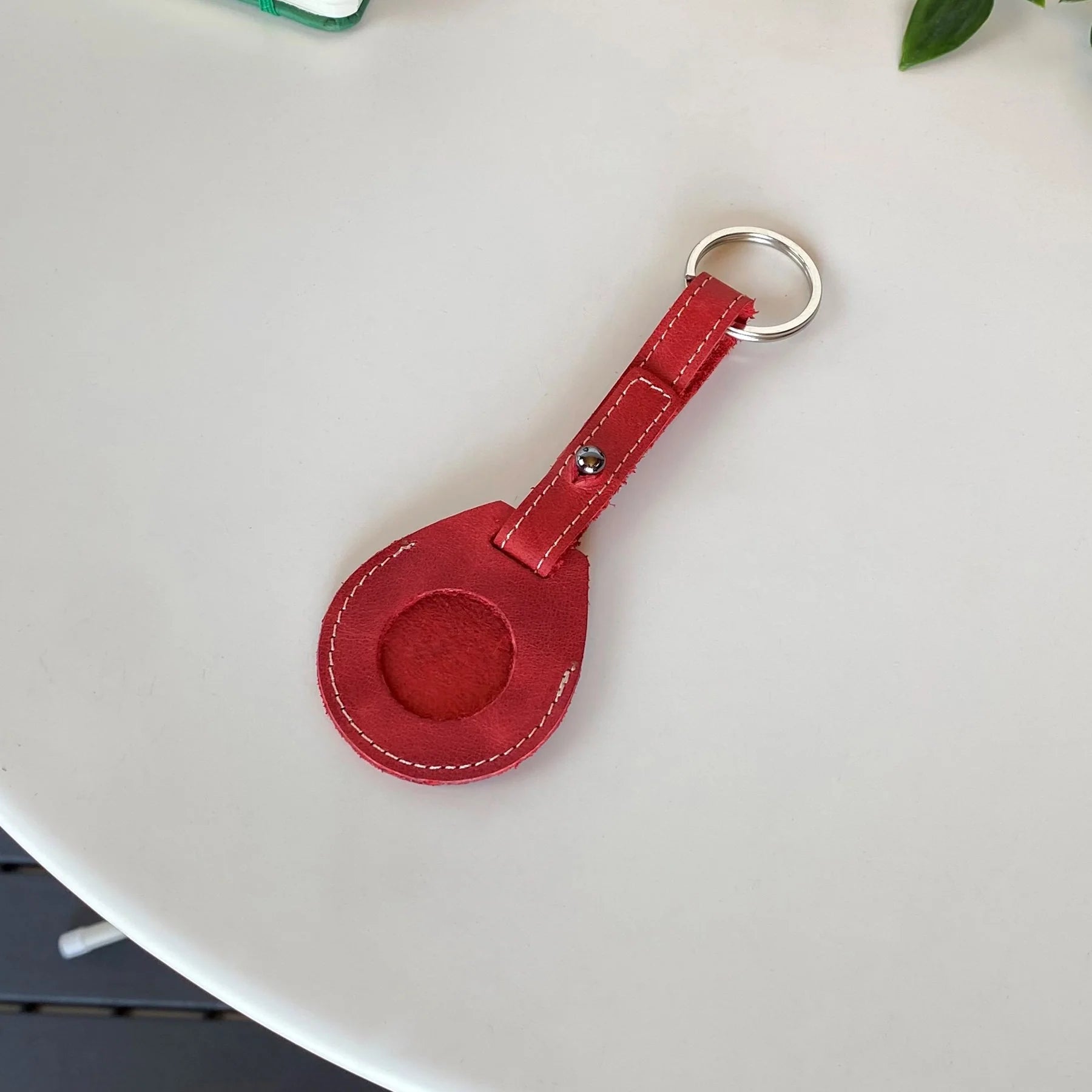Mendoza - Genuine Leather Airtag Case Keychain